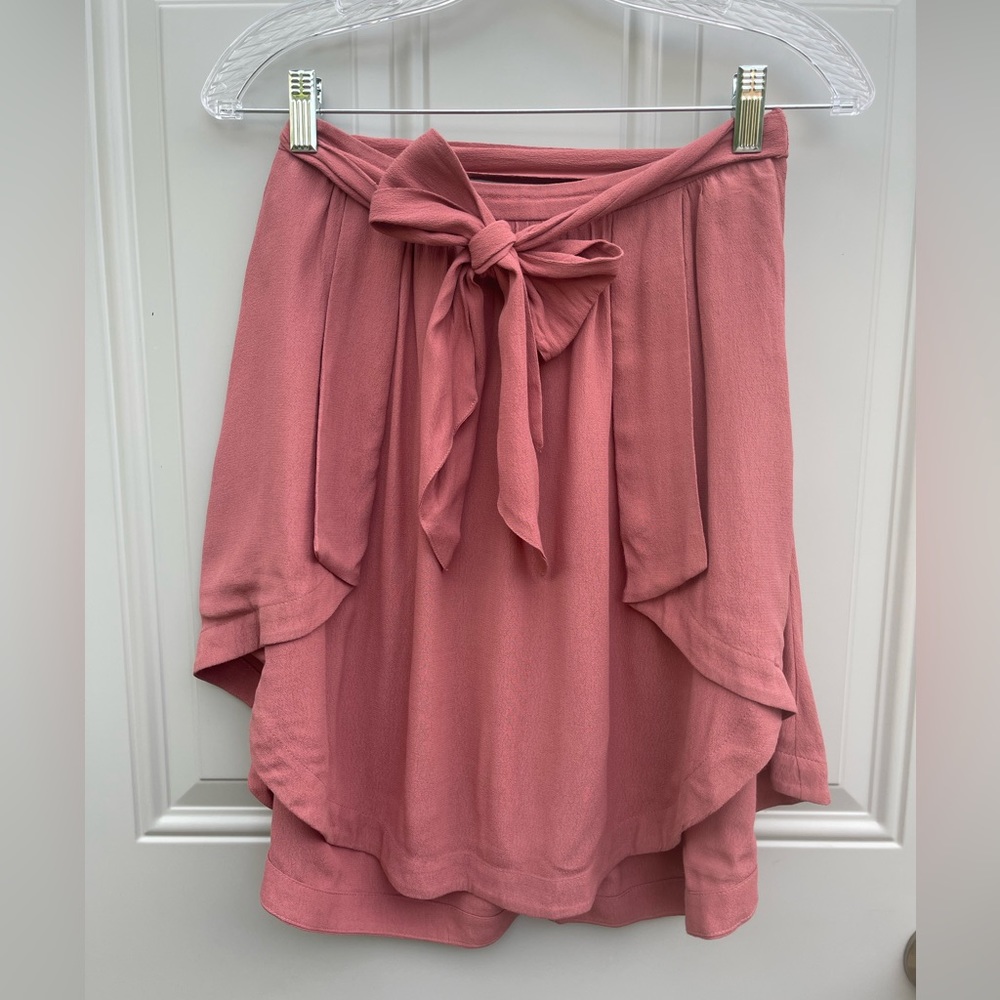 Ecote flowy skirt with belt and pockets